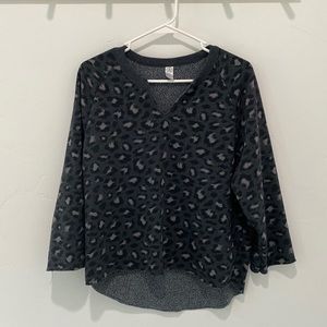 Alternative Leopard Printed Gray Sweater Top